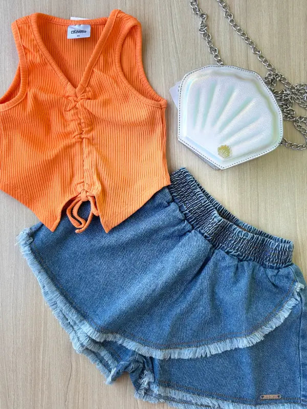 Conjunto Infantil com Top Laranja e Short Saia Jeans