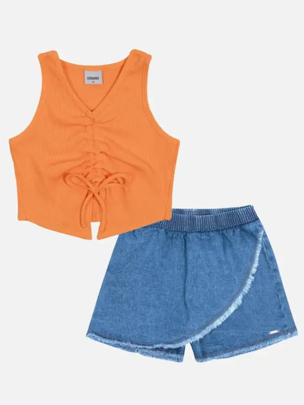 Conjunto Infantil com Top Laranja e Short Saia Jeans